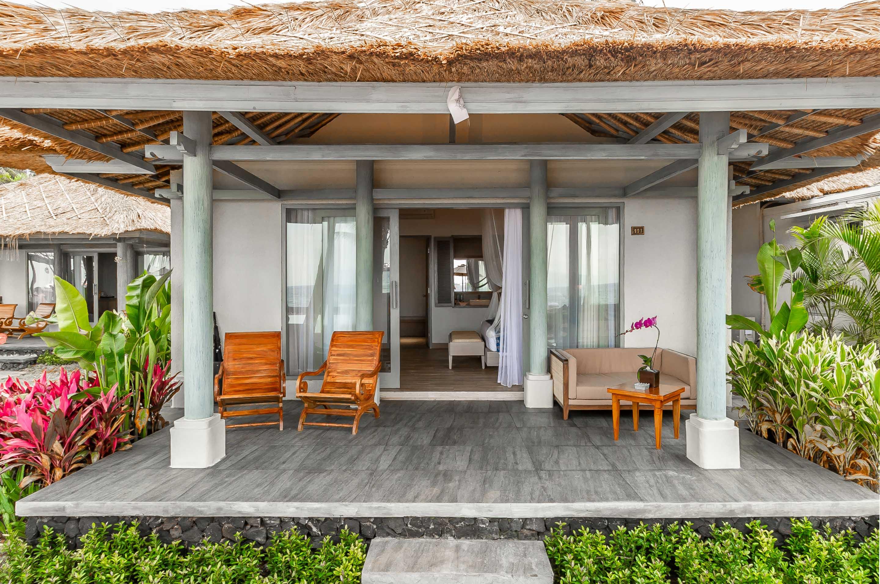 Nirwana Beach & Resort Кандидаса Экстерьер фото A beachfront villa at the resort