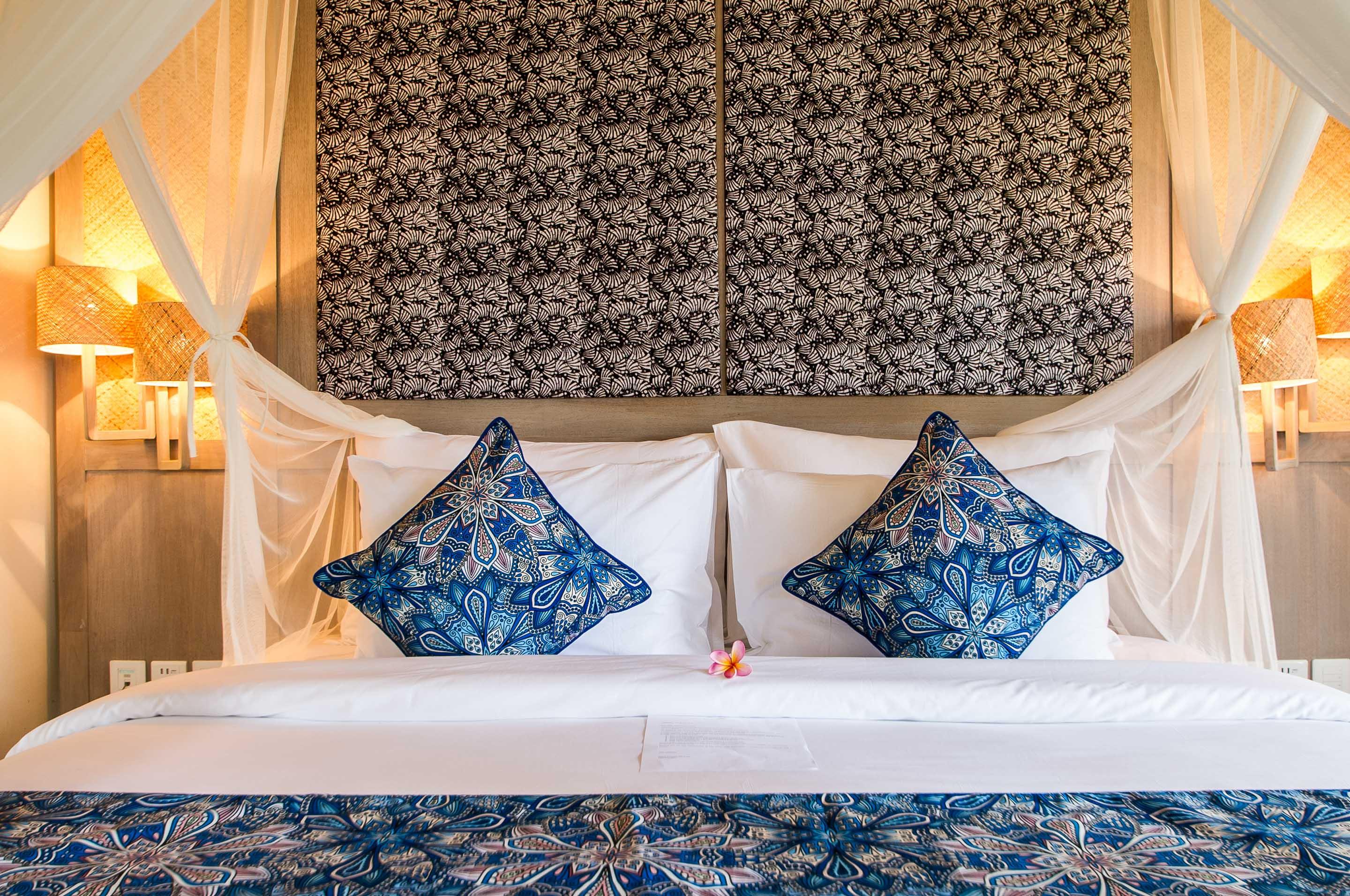 Nirwana Beach & Resort Кандидаса Экстерьер фото A bed with a mosquito net