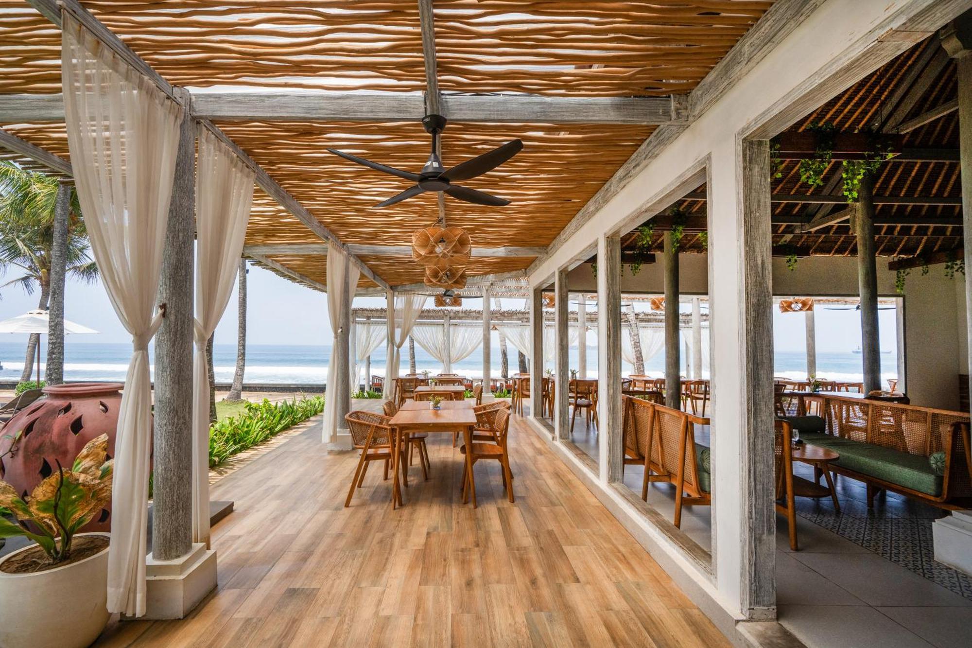 Nirwana Beach & Resort Кандидаса Экстерьер фото The Beach Club
